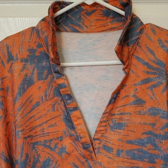Orange & blue vneck tunic top tropical print Size 3X content 95 poly, 5 spandex - Picture 8 of 9
